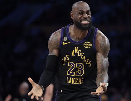 LeBron James estuvo ocho temporadas en Los Angeles Lakers