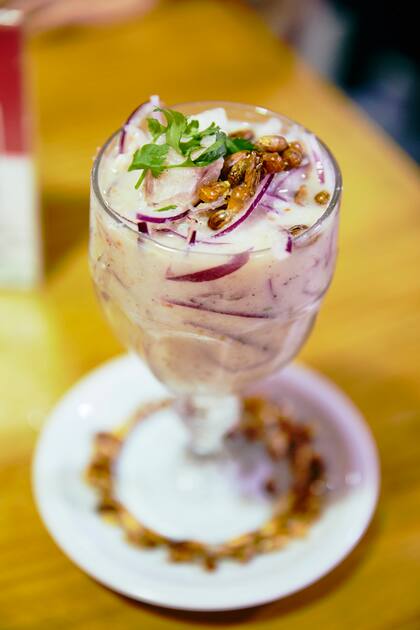 Leche de tigre, uno de los clásicos de la cocina del Perú, que Zapata realiza con pescados e ingredientes de gran calidad