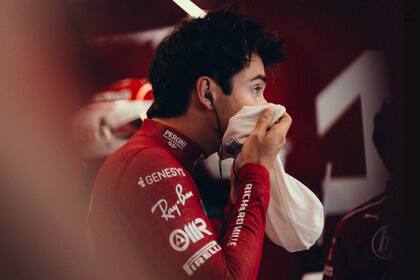Leclerc se fue muy disgustado del GP de Budapest (x.com/ScuderiaFerrari)