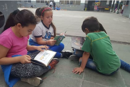 Lectores en acción