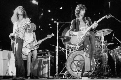 El libro ‘Led Zeppelin Vinyl’ reúne cientos de portadas de álbumes piratas de Led Zeppelin