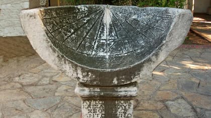 Leer un reloj de sol no era un problema: todos sabrían cómo hacerlo en la antigua Roma.
