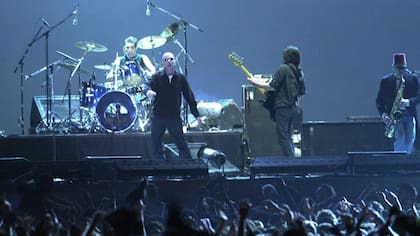 Legado musical del Indio Solari: canciones enigmáticas y pogos masivos
