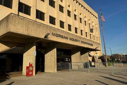 Legisladores de Alabama aprueban más protecciones legales para policías