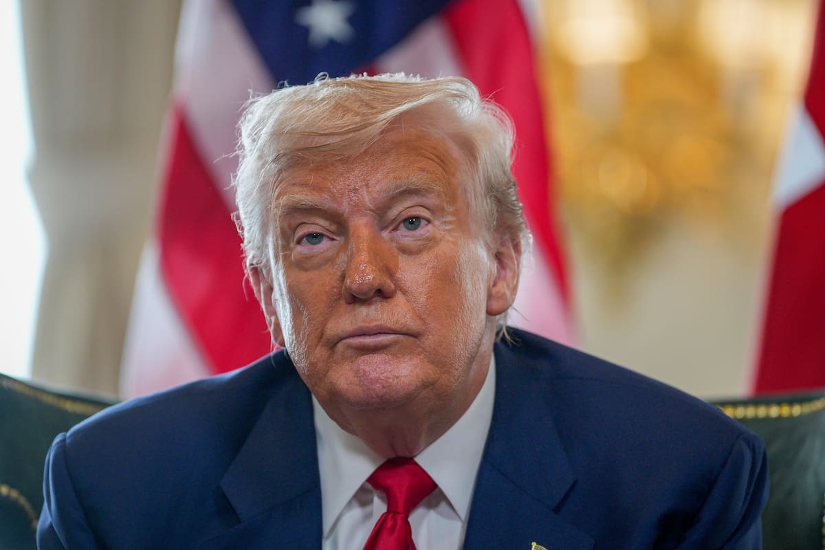 Legisladores demócratas difundieron correos que sugieren que Trump conocía las actividades de Epstein