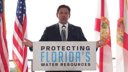 Legisladores demócratas presentaron proyectos en Tallahassee destinados a restringir el recurso del gobernador Ron DeSantis a las órdenes ejecutivas