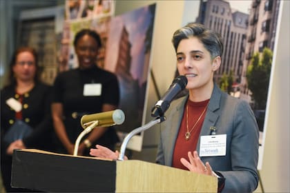 Leila Bozorg, aliada de Zohran Mamdani en Nueva York, es actualmente la vicealcaldesa de Vivienda y Planificación