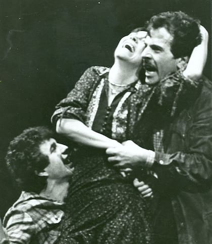 Lejana tierra prometida (1981), de Ricardo Halac, con Norberto Díaz, Virginia Lago y Víctor Laplace