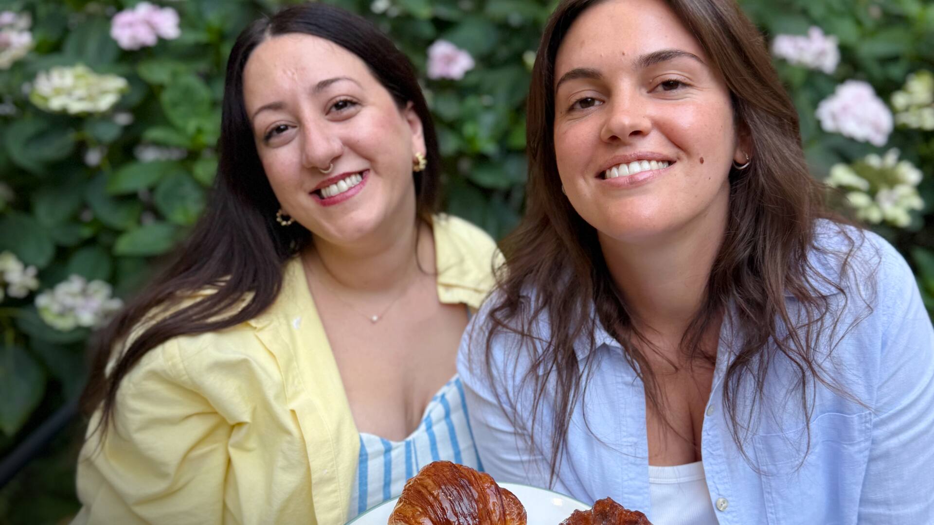 Lelu Blesa y Vicky Rovasio buscan llevar la medialuna argentina al podio del mundo.