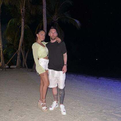 Leo Messi y Antonela Roccuzzo posaron en Las Bahamas