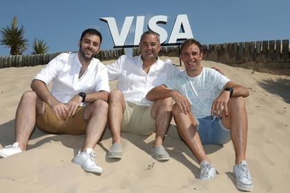 Leo Senatore, Santiago Beti, Director Sr de Comunicaciones y Edgardo Atamian Gerente de Marketing Senior