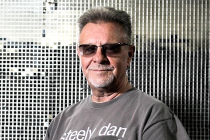 León Gieco toca en Lollapalooza. "No me sorprendió que me llamen. El festival es muy variado, no sólo en cuanto a los estilos, sino también a las edades", dice