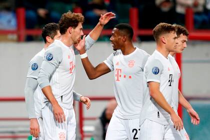 Leon Goretzka celebrando el primer gol