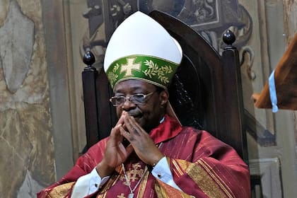 Leon Kalenga Badikebele