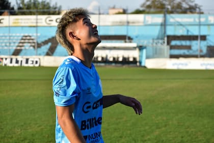León Morimoto, el futbolista de Temperley que jugará las eliminatorias asiáticas para Guam / Foto: Prensa Club Temperley