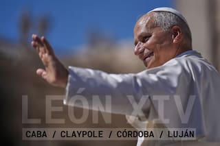 Tres misas y mucha orfebrería diplomática para evitar que la visita del Papa se politice