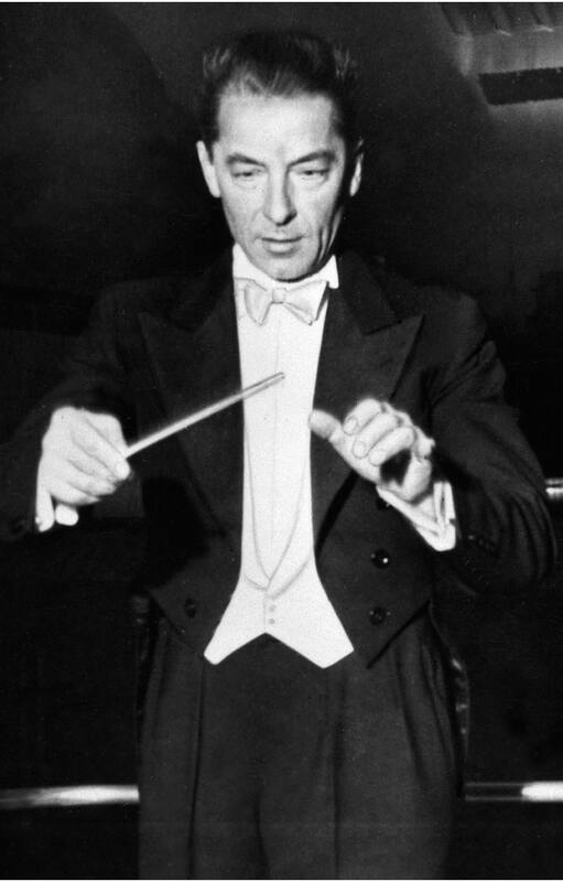 Leonard Bernstein y Herbert von Karajan, dos batutas magistrales con concepciones disímiles de su arte