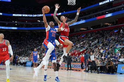 Leonard, Collins y Harden lideran remontada de Clippers 98-92 ante Pistons