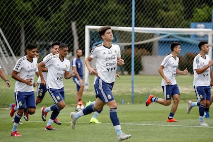 Leonardo Balerdi, durante los entrenamientos previos al Sudamericano Sub 20 de Chile, del que también quedó afuera por una lesión