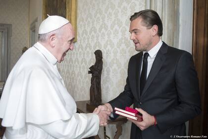 Leonardo DiCaprio durante su audiencia privada con el Sumo Pontífice, en enero de 2016