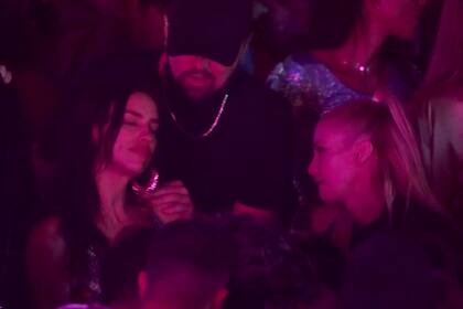 Leonardo DiCaprio e Irina Shayk bailaron muy animados en un evento exclusivo dentro del festival Coachella