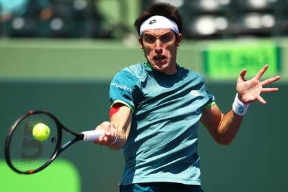 Leonardo Mayer, en acción en Key Biscayne