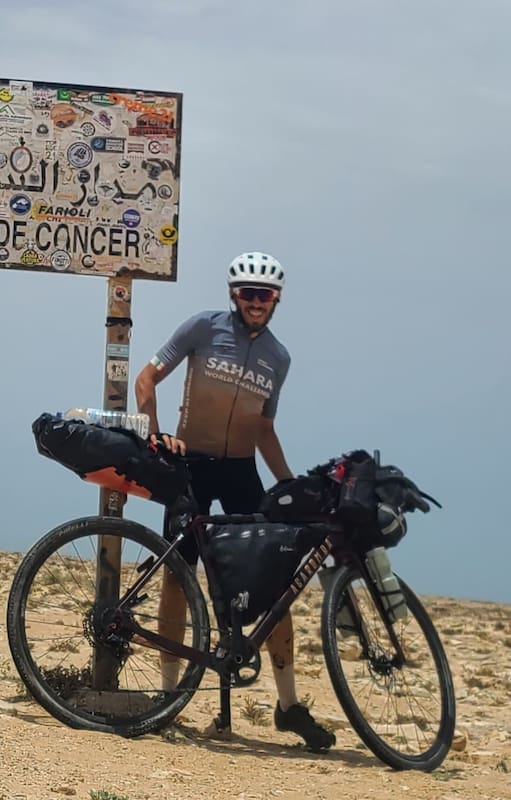 Leonardo Morilla rompió un nuevo World Guinness Record al atravesar los 3000 kilómetros que separan Marrakech de Dakar, África, en 12 días, 22 horas y 44 minutos