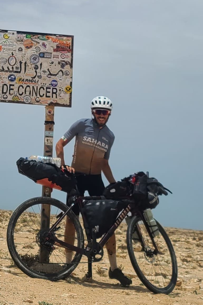Leonardo Morilla rompió un nuevo World Guinness Record al atravesar los 3000 kilómetros que separan Marrakech de Dakar, África, en 12 días, 22 horas y 44 minutos