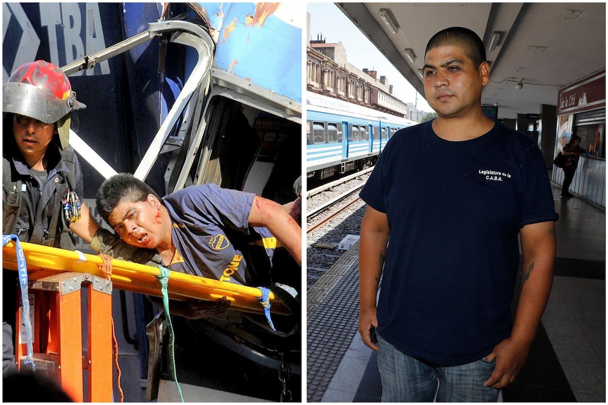 Leonardo Sarmiento, mientras era rescatado el 22 de febrero de 2012, y ahora, diez años después