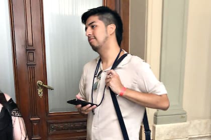 Leonardo Sosa entró al Congreso durante el debate por la Ley Ómnibus