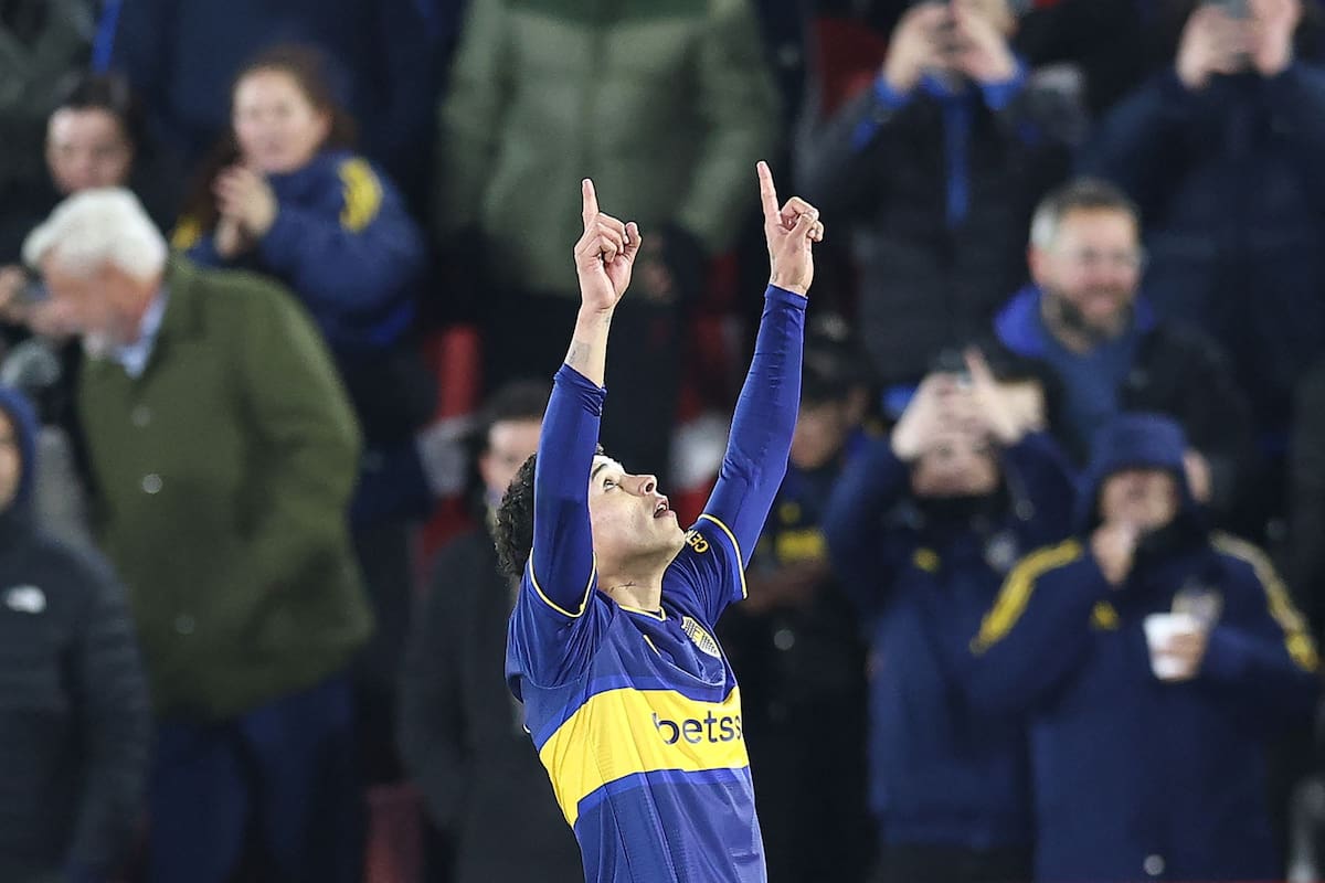 Leonel Flores hizo un golazo para Boca, el 3-1 sobre Deportivo Recoleta por los octavos de final de la Copa Sudamericana