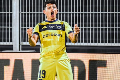 Leonel Flores ingresará en lugar de Milton Delgado para jugar frente a Newell's en Rosario