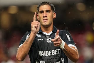 Lo salvó Palermo, fue campeón con Platense y se destaca en Brasil: viajó 9 horas en barco y marcó a Neymar