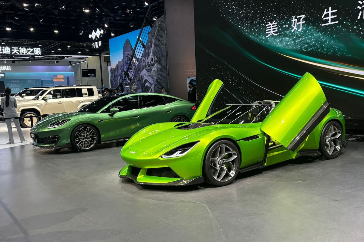 Leopard, la división de lujo y performance de BYD, lanzó tres deportivos 100% eléctricos en el último salón que se realizó en China