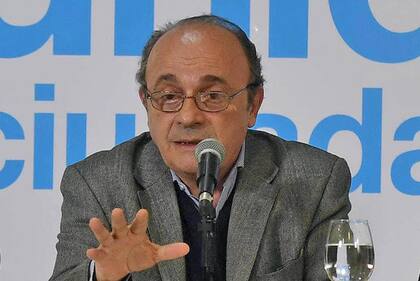 Leopoldo Moreau pidió ampliar la Corte e impulsar pedidos de juicio político