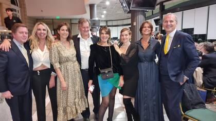 Leopoldo Montes, Milagros Resta, Azul García Uriburu, Marcos Pereda, Teresa Calandra, Maia Güemes, Sofía Quesada y Javier Iturrioz