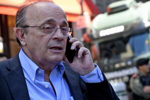Leopoldo Moreau frente al llegar al Congreso