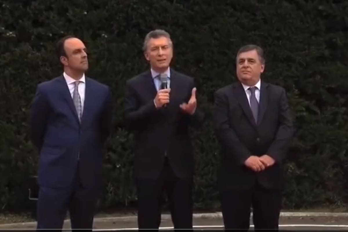 "Les dejo un video de mi pensamiento que muestra que siempre valoré las ideas del radicalismo en sus distintos matices", escribió Macri