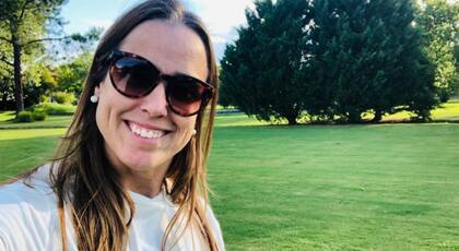 Leticia confiesa que jamás hubiera imaginado que además de dejar de sentir dolencias, iba a poder retomar a los 45 el hockey, una pasión abandonada.