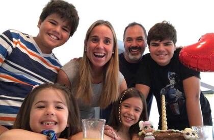 Leticia, Martín y una familia ensamblada.