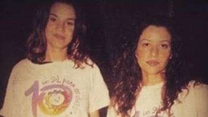 Leticia y la foto retro con Julieta