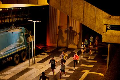 Levántese, corra y "haga locuras" por las 5AM High Drops