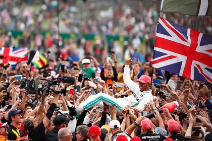 Lewis Hamilton será nombrado "Caballero" por la Corona Británica