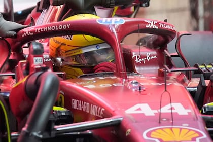 Lewis Hamilton y Ferrari en la búsqueda de soluciones para reestablecer el rumbo en 2026, cuando la Fórmula 1 inicie una nueva era técnica y de motores