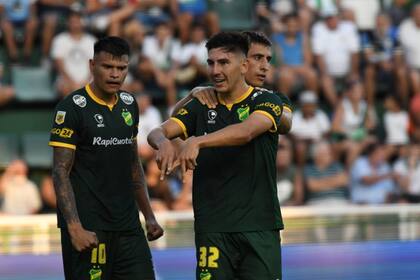 Ley del "ex". Agustín Fontana fue el autor del gol del triunfo de Defensa y Justicia ante Banfield en el último minuto del partido: 3-2