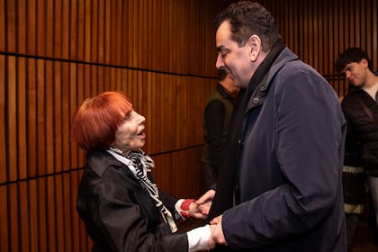 Lía Jelín y Leonardo Cifelli en el Palacio Libertad