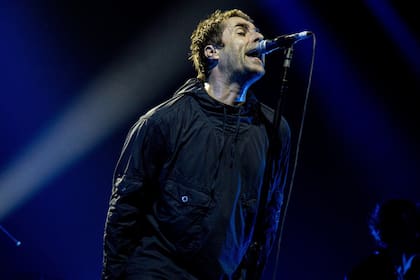 Liam Gallagher no logra recuperarse de una infección respiratoria
