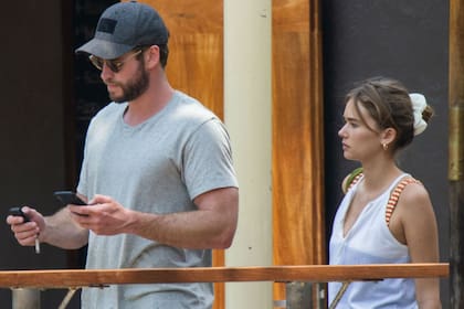 Liam Hemsworth les presentó a sus padres su nueva novia, la modelo Gabriella Brooks