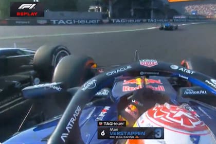 Liam Lawson, de Racing Bulls, y Max Verstappen, de Red Bull, chocaron en la segunda tanda de ensayos y propiciaron una bandera roja.