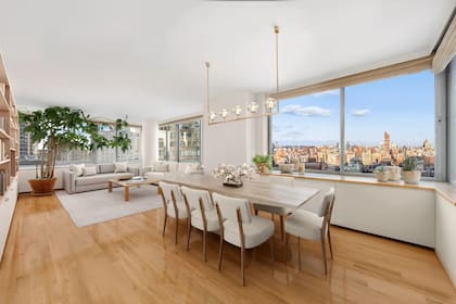 Liam Neeson vendeió su penthouse de Nueva York en más de diez millones de dólares (People/Krisztina Crane)